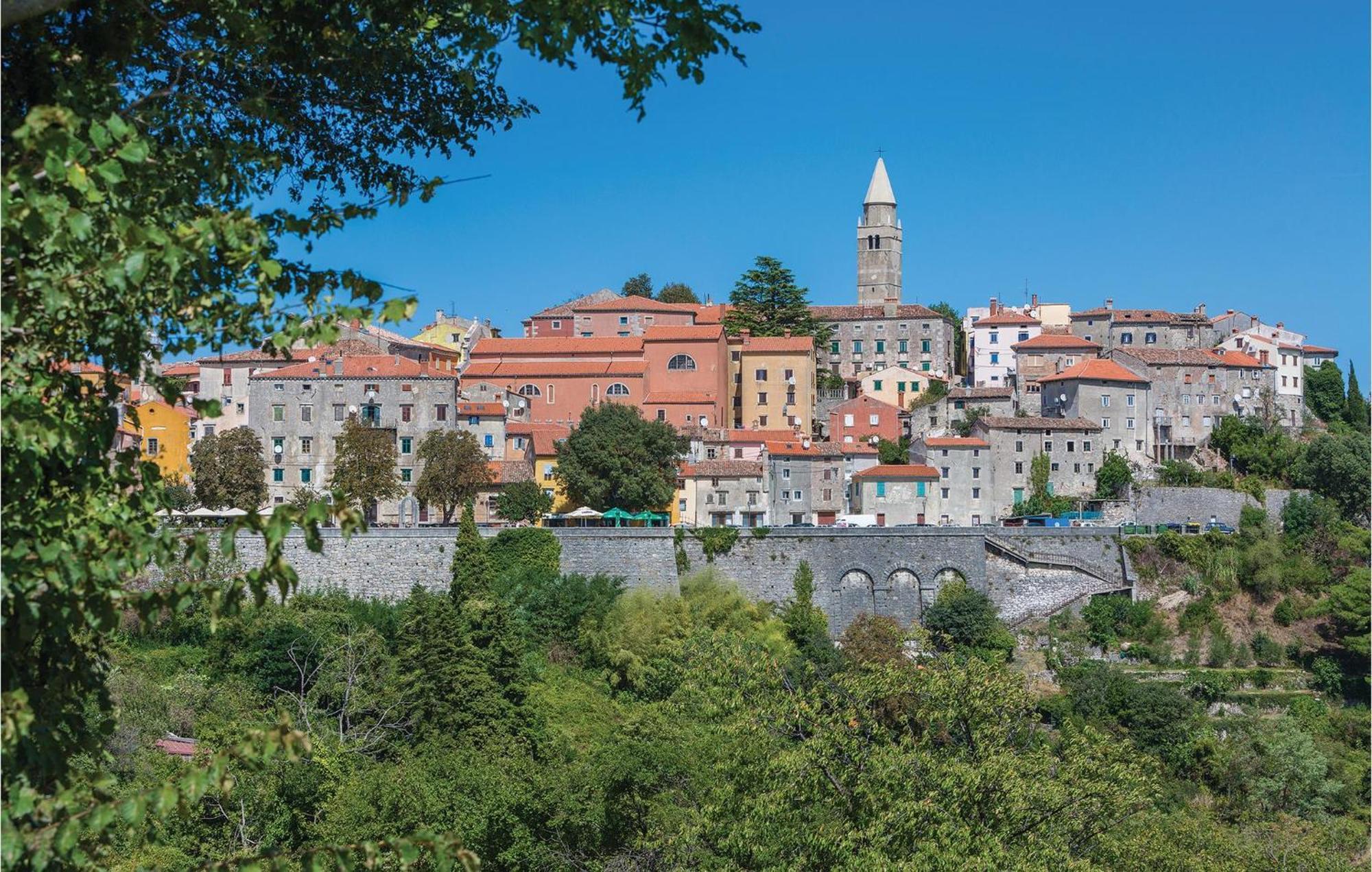Awesome Apartment In Labin With Wifi Rasa Exterior photo