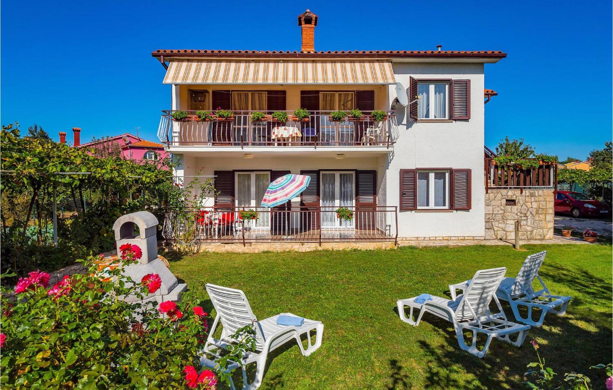 Awesome Apartment In Labin With Wifi Rasa Exterior photo